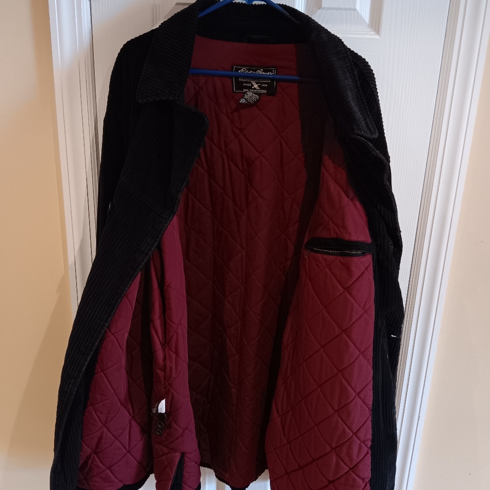 Coat - Picture 6 of 9